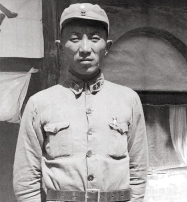 中国大将军衔名单，开国十大将领名单（十位大将都担任什么职务）