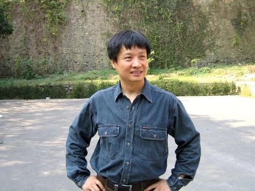 阎维文个人简历及家人，小白杨阎维文25岁娶初恋