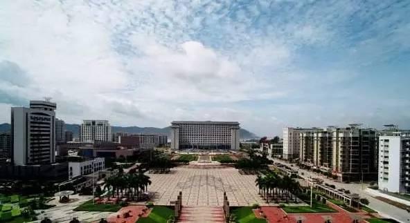 梧州有什么好玩的地方旅游景点，梧州的旅游景点大全