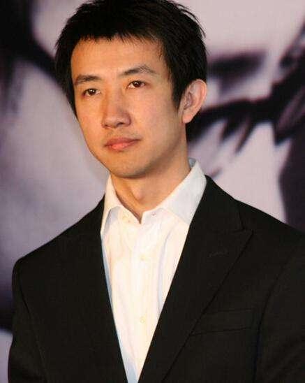 李小冉鄢颇事件到底怎么回事，李小冉与鄢颇分手10年