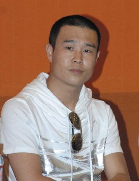 为什么小沈阳春晚红了，28岁上春晚爆红的小沈阳