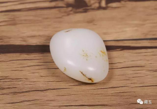 和田玉有什么特点，和田玉各种玉的特点（新疆和田玉的七大特点）