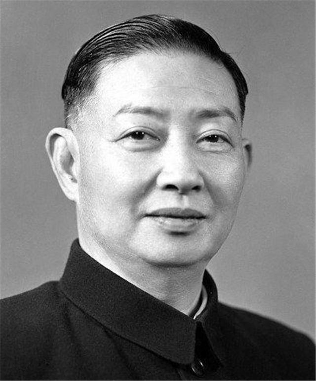 梅兰芳出场费多少亿，每月工资是毛主席的五倍