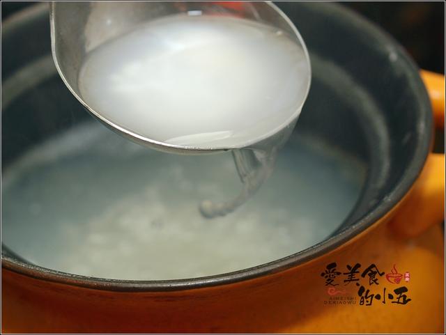 冻生蚝怎么做好吃，冻半壳生蚝的做法（老少皆宜鲜嫩多汁）