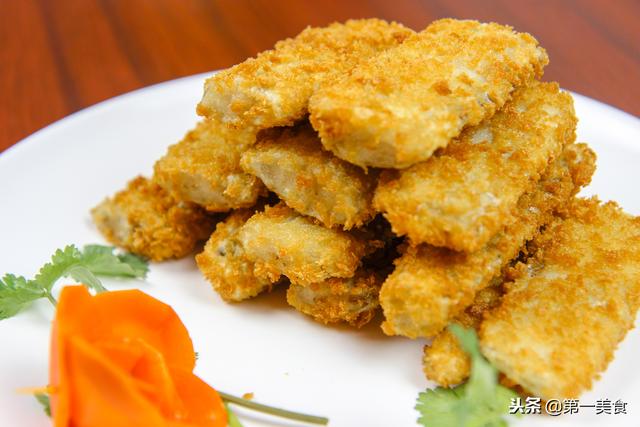 怎么炸带鱼好吃又简单，干炸带鱼最简单的家常做法（简单一炸最美味）