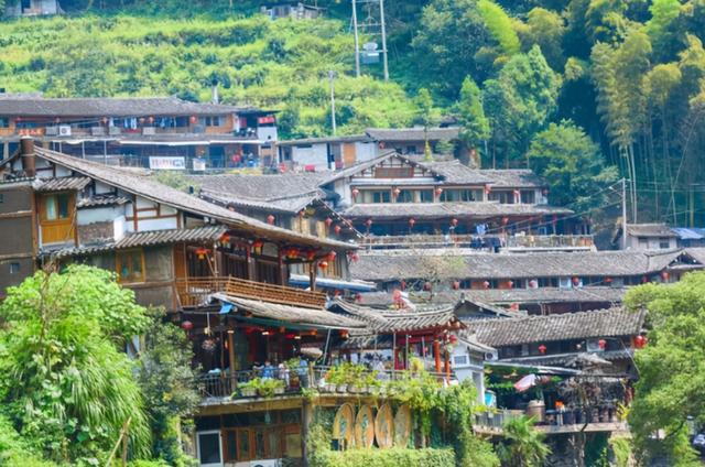 6月份适合旅游的古镇，4月最适合去的24个古镇