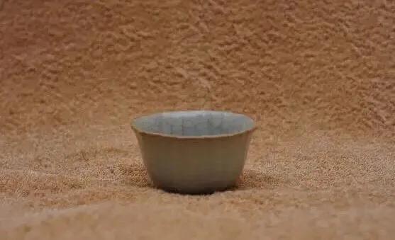 汝瓷怎么帮助开片，想要汝窑主人杯两面都开片