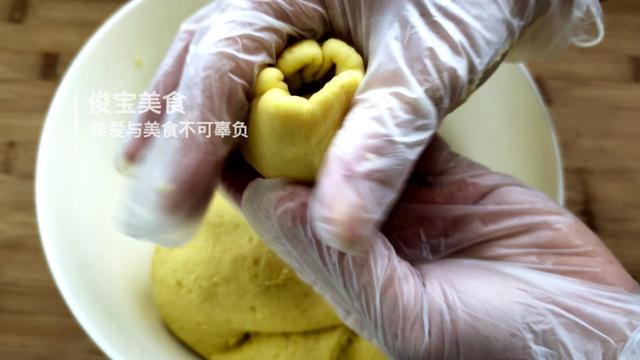 年糕是一种软糯香甜的美食，但这几个人群多吃一口都有麻烦