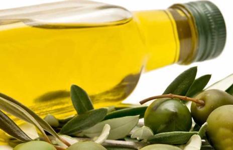 橄榄油分几种有什么用处，橄榄油只能凉拌菜