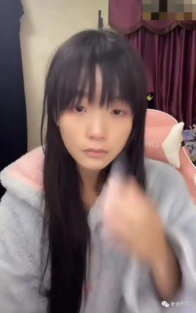 小慧君和沈辞亲吻，网红小慧君时隔两年终于道歉