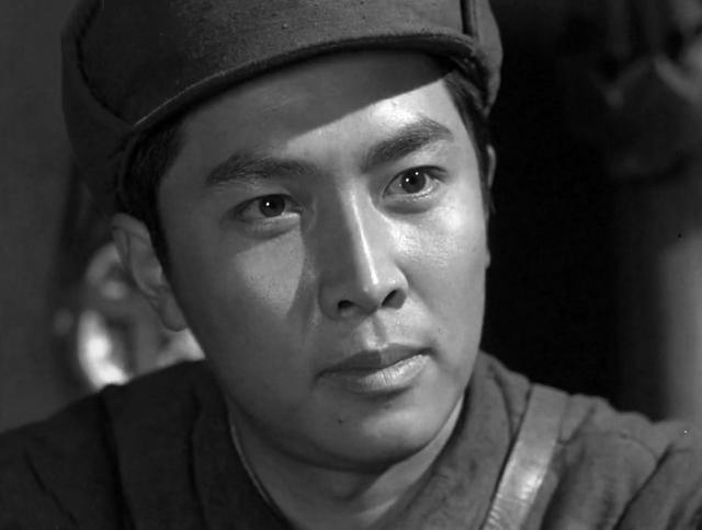 还记得今夜星光灿烂中8位帅哥，星光灿烂几位公主下场