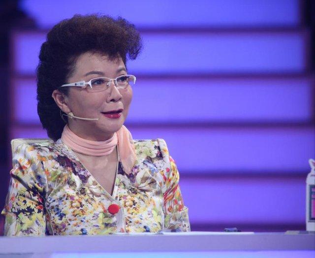 蔡明老师年轻时，蔡明年轻时的老照片