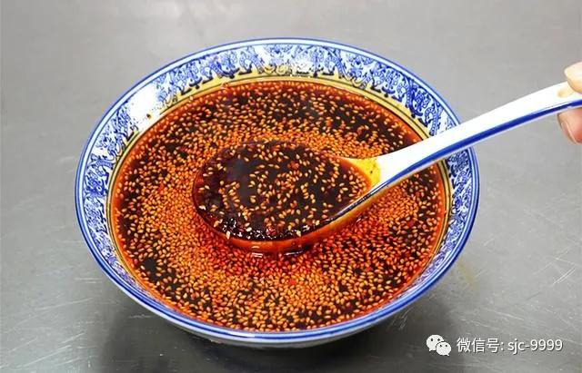 凉皮调料汁最详细配方，分享一个万能调料汁的配方（凉皮汁配方怎么调制）