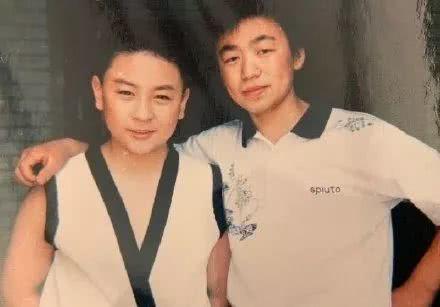 王宝强的成长历程和感情故事，小程序是什么？看完你就懂了