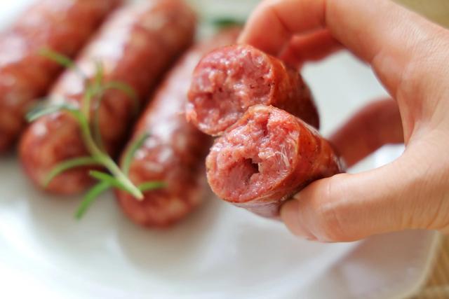 肉肠怎么做好吃，在家做脆皮肉肠的做法（孩子吃了身体壮）