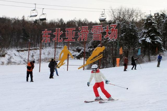 辽宁滑雪场排名，沈阳滑雪场都有哪些（辽宁10大温泉度假村）