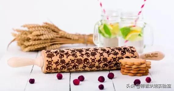 擀面杖如何制作，有时候擀面杖也能做出艺术甜品