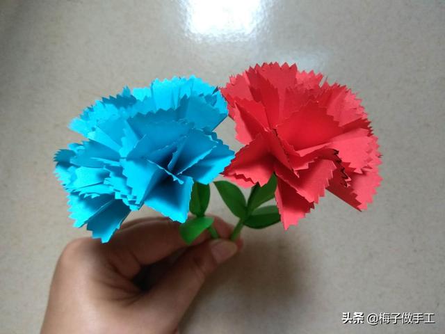 纸藤花康乃馨手工折纸步骤，折纸手工DIY母亲节到了