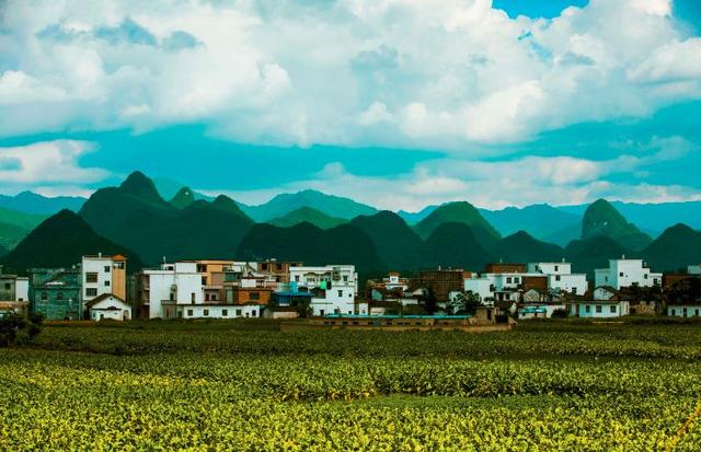 湖南凤凰古城张家界，湘遇•山之巅：张家界凤凰古城