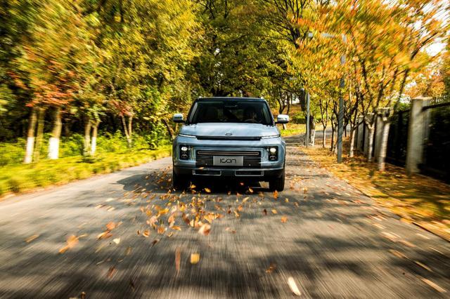 潮流元素的兴起，戳破消费符号泡沫