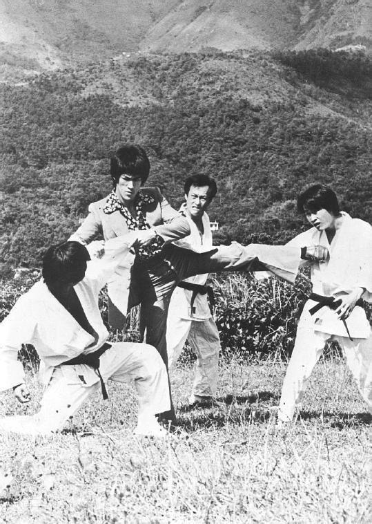 林正英去世原因，香港演员林正英死因（林正英得肝癌后）