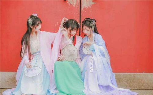 汉朝服饰资料，感受中华美学与哲学力量