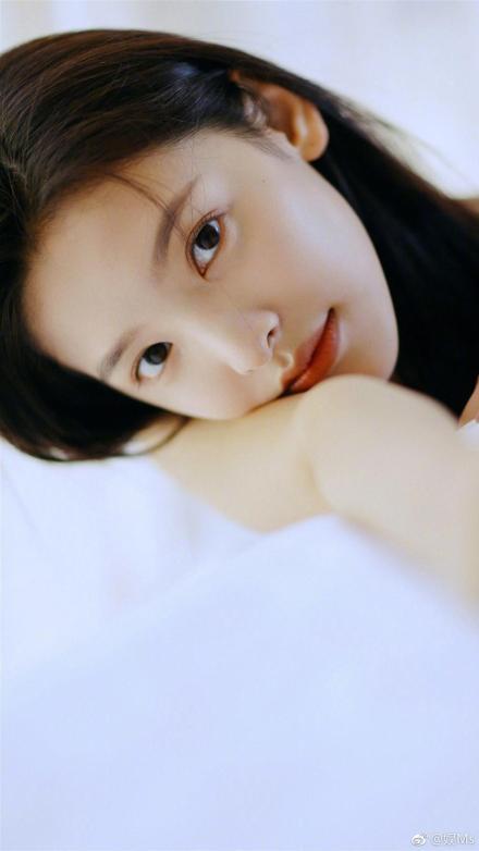 王思聪说章若楠，网红章若楠引王思聪关注上热搜