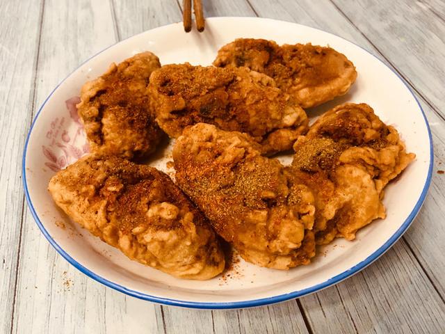 炸鸡翅的家常做法，家常炸鸡翅正宗做法（想吃炸鸡翅别再点外卖了）