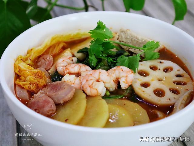 麻辣烫怎么做好吃，最好吃又简单的麻辣烫怎么做（厨师长教你一个家常版做法）