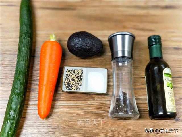 牛油果怎么吃才好吃，怎么吃牛油果才可以更好吃