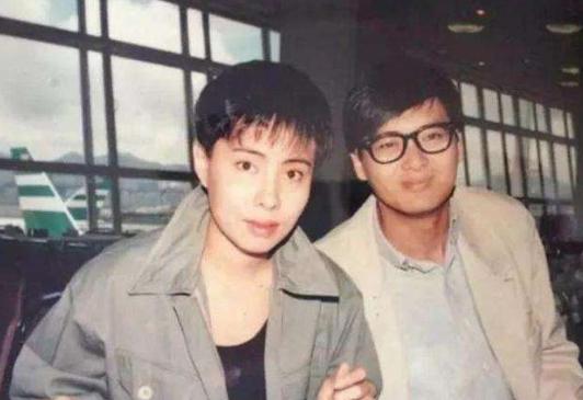 周润发的生活婚姻状况，周润发和余安安：离婚38年