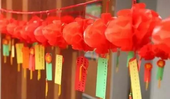 去梅州过年要送什么礼物，派发贺年礼物随感