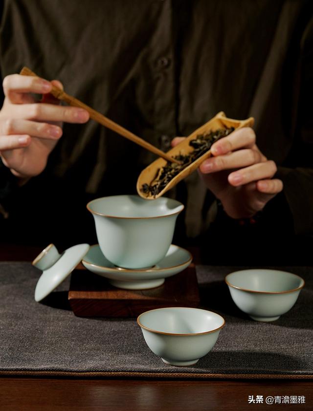 汝瓷要多久才会出现开片，关于汝瓷开片和养护的10个小贴士