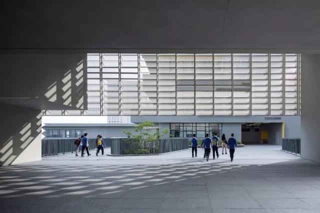 深圳南山外国语学校，深圳外国语学校哪所好（<集团>高级中学二类自主招生专项合格名单及专业合格分数线公示）