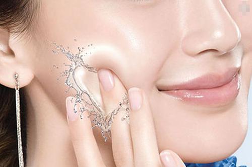 正确的湿敷方法，面部皮肤护理培训