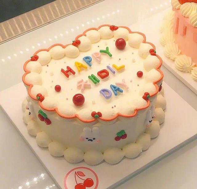 女士生日蛋糕图片个性,生日蛋糕图片大全 最新图片