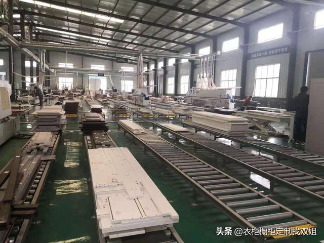 兔宝宝轻奢时代颜色，被闺蜜猛夸的黑白灰设计