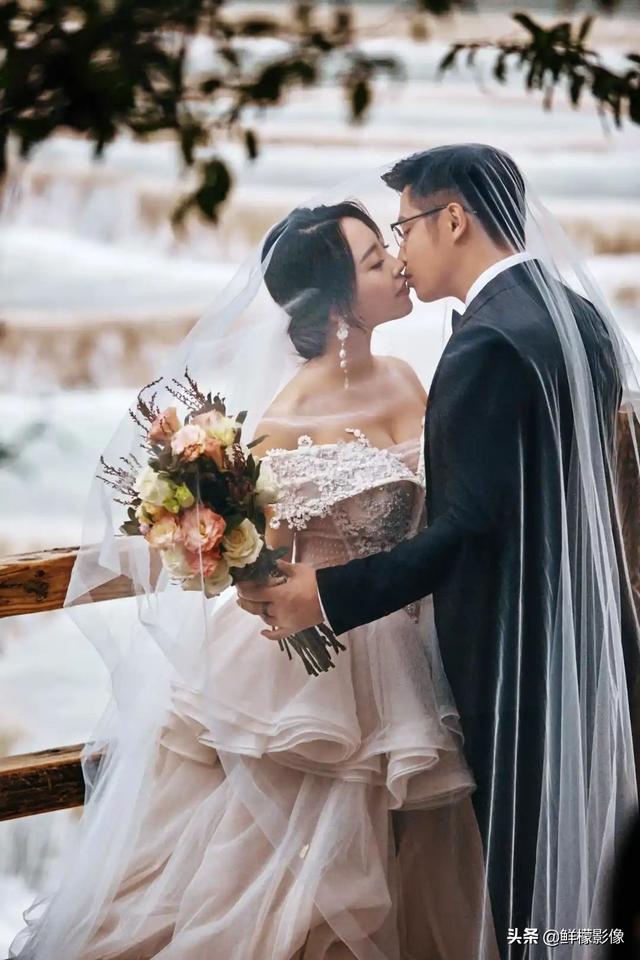 现实生活法式吻，520吻照图鉴kiss的108式