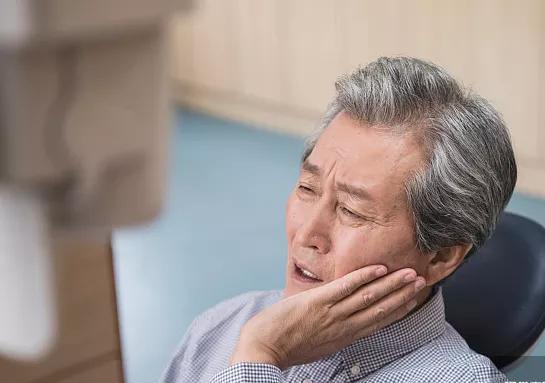 糖尿病并发症牙龈(糖尿病并发症牙周炎的危害及后果)