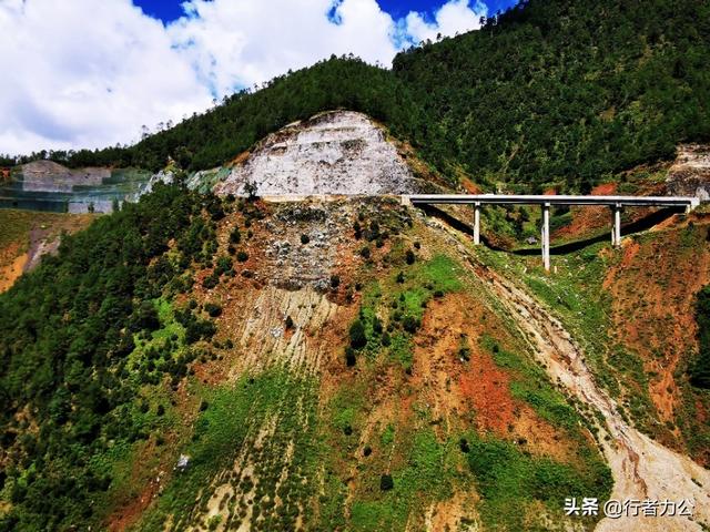 泸沽湖详细介绍，那些藏在春日里的诗意美景