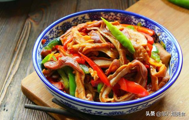 猪肚子怎么洗才干净，猪肚清洗简单方法