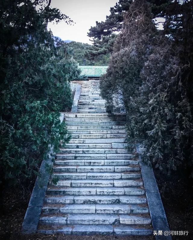 密云羊山王爷墓，海淀妙高峰七王坟