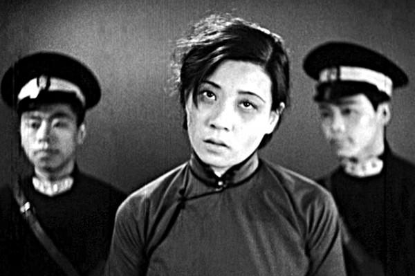 阮玲玉经典电影，深深地被张曼玉的演绎吸进去