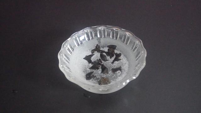 木耳的正确泡法，正确泡发木耳的方法（木耳切记不要用清水泡）
