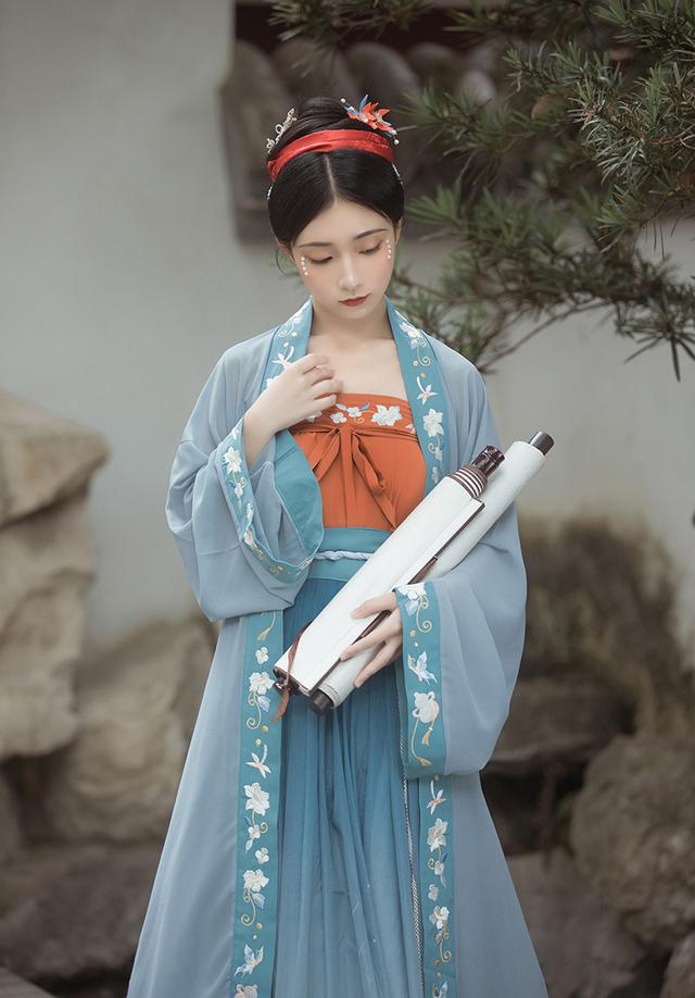 汉服里面明制有哪些主要特征，各个朝代的代表性汉服