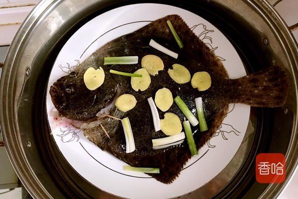 多宝鱼怎么做才好吃，多宝鱼该怎么做才好吃（年夜饭这样做也太好吃了吧）