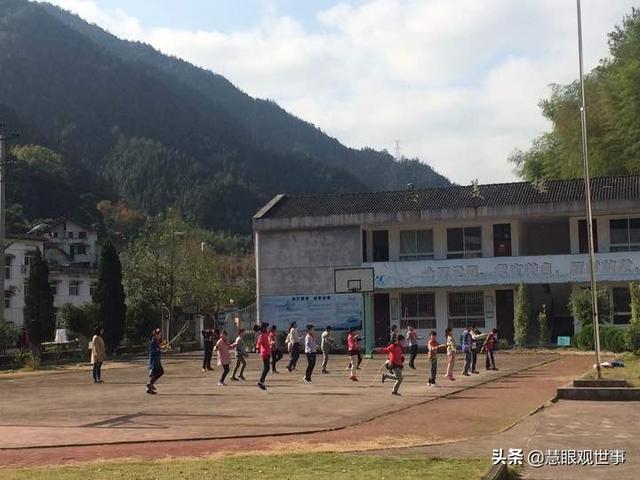 侯氏三兄弟事迹，侯氏三杰的坎坷分配路