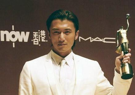 陈浩南颜值变化，3位陈浩南扮演者