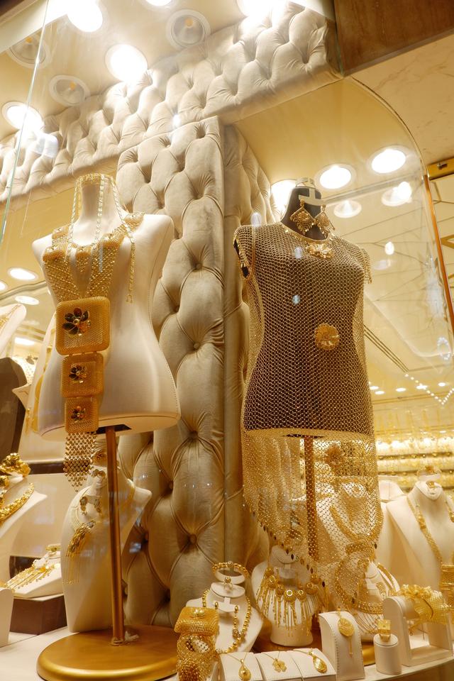迪拜的黄金为何便宜，迪拜黄金市场多土豪