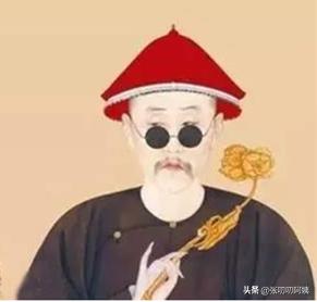 丹阳市眼镜批发市场位置，丹阳眼镜城人潮涌动的批发市场